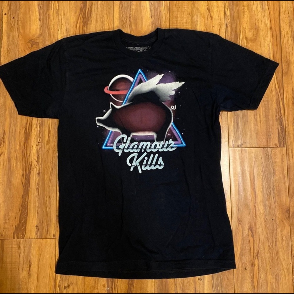 Glamour kills flying pig tee